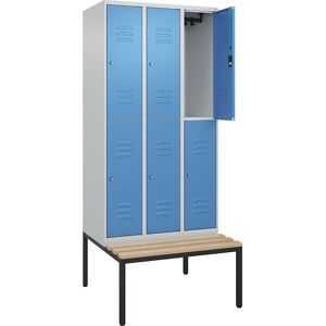 Doppelstock-Spind Classic PLUS Sitzbank, 3 Abteile, lichtgrau / lichtblau, B 900 mm, Zylinderschloss, untergebaut, Buche-Hartholz C+P