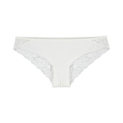 Cozy Beauty Slip in weiss