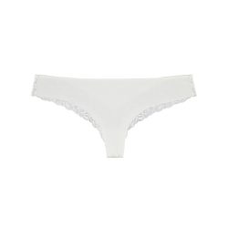 Cozy Beauty String in weiss