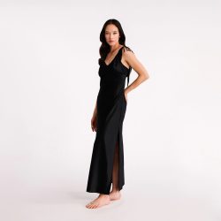 Vela Nachthemd lang in schwarz