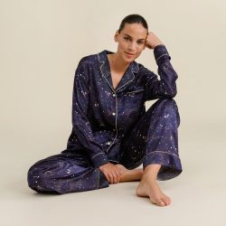 Bahira Pyjama Oberteil in blau