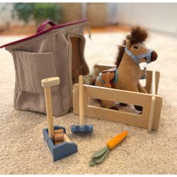 Spielset Pferd mit Stall und Zubehör in der Tasche
