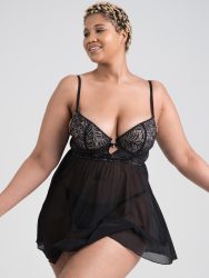 Lovehoney Plus Size Parisienne Charm Black Lace Babydoll Set (Black 3X / 4X), Schwarz - 3XL/4XL - Amorana