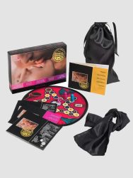 Tease-and-Please - Wahre Liebe Travel - Erotisches Reisespiel - Schwarz
