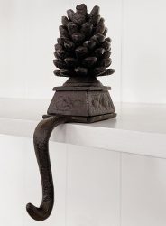 Dekohalter Haken für Kante Gusseisen Braun Tannen Zapfen Kantenhänger Vintage