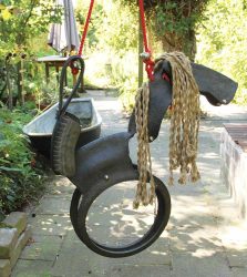 Kinderschaukel Pferdeschaukel Reifenschaukel Gartenspielzeug Schaukelpferd