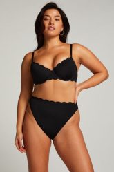 Hunkemöller Bikini Slip Rio Scallop Schwarz