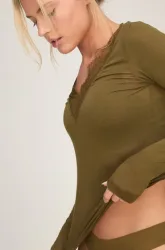 Hunkemöller Super Soft Spitzen-Shirt aus Kaschmir-Mix mit V-Ausschnit Grün