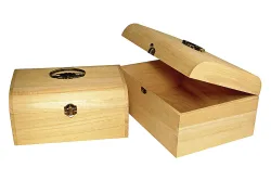 Rayher Holz-Koffer mit Antikbeschlag | 29.5 × 20.5 × 14 cm
