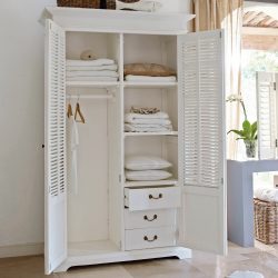 Kleiderschrank Williston