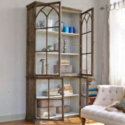 Schrank Garrard