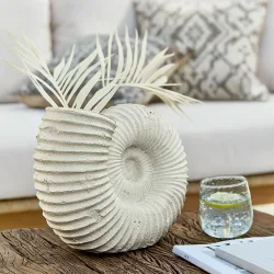 Vase Korrellin