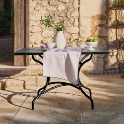 Tisch Maurelle