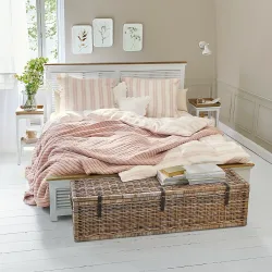 Bett Antje