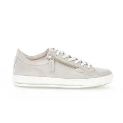 Sportiver Gabor Sneaker aus samtweichem Veloursleder hellgrau