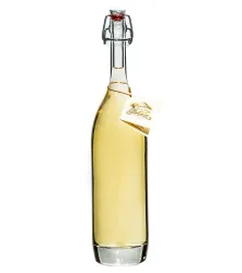 Prinz: Alte Haselnuss im Holzfass gereift / 41 % Vol. / 0,2 Liter-Flasche