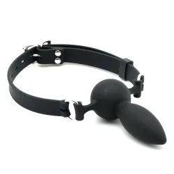 Mouthgag with Dildo