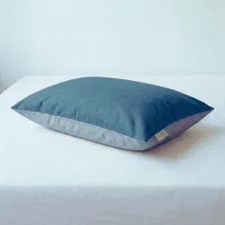 Perkal Kissenbezug – 65x65cm – Blaugrün & Grau