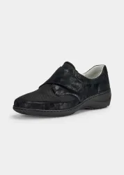 Slipper aus Leder und Textil - schwarz - Gr. 5 von Goldner Fashion