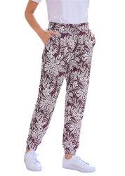 Bequeme Jogginghose mit Blätter-Print - dunkelrot / weiss / gemustert - Gr. 38 von Goldner Fashion
