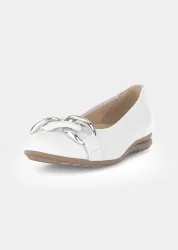 Ballerina aus Leder mit Schmuckkette - weiss - Gr. 6 von Goldner Fashion