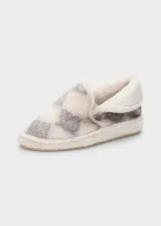 Plüsch-Hausschuhe mit Rautenmuster - cremeweiss / grau - Gr. 37 von Goldner Fashion