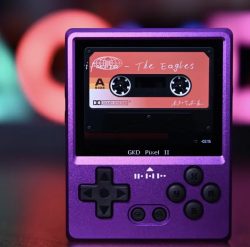 GKD Pixel2 Metall Retro Handheld-Spielekonsole Tragbarer 2,4-Zoll-IPS-Bildschirm mit 640 x 480 Pixel