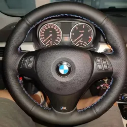 Für BMW E81 E90 Pack M Sport M3 E91 E92 E93 E87 E82 E88 X1 E84 Voll Schwarz Leder Auto Lenkrad Geflecht Weiche Leder Abdeckung