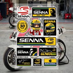 A-Ayrton S-Senna Aufkleber, wasserfeste Vinyl-Aufkleber für Motorräder, Autos, Fahrräder, Skateboards, Laptop, Wasserflasche, Handyhülle