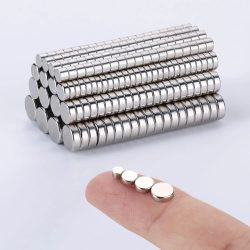 Winzige Magnete, 4 verschiedene Größen, kleine Magnete, Mini-Kühlschrankmagnete, DIY-Magnet, vielseitig einsetzbar für Büro, Bastel- und Wissenschaftsmagnete