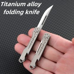 Mini Titanlegierung Klappmesser Flaschenöffner EDC Schlüsselanhänger Anhänger Geschenk Outdoor Scharfes Obstmesser Tragbare offene Box Express