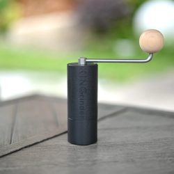 KINGrinder P0/P2 Leichte manuelle Handkaffeemühle für Moka-Topf-Tropfen mit Montagekonsistenz, Edelstahlgrat