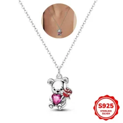Diese brandneue Valentinstagskollektion aus 925er Sterlingsilber ? die Confession Bear Halskette ist für alle Frauen geeignet.