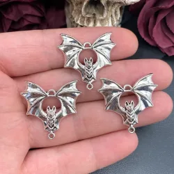 5 Stück 29*31mm Gothic Vampir Fledermaus Charms Fledermaus Stecker Anhänger Designer Charms für Schmuckherstellung DIY Schmuckzubehör