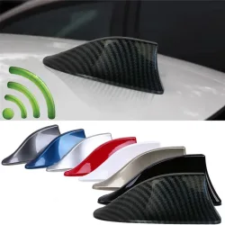 Neue Universal Carbon Look Auto Dach Top Mount Shark Fin Antenne Antenne Topper Auto Radio AM FM Antenne Signal Verstärker