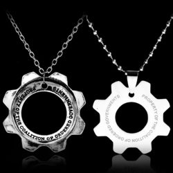 Punk War Machine Anhänger Halskette für Männer Sport Edelstahl Reaktion Ofen Schlüsselanhänger Metall Silbery Coole Schmuck Zubehör