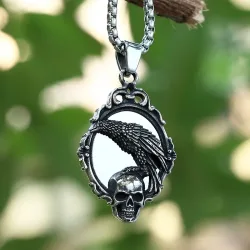 Gothic Edelstahl 2022 Neu Kommen Mode Schädel Kopf Mit Krähe Anhänger Halskette Männer Frauen Spiegel Charme Weihnachten Schmuck