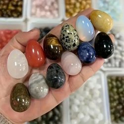 12 Stück Eiersteine, polierte Kristallsteine, DIY-Dekorationen, geeignet als Heimdekoration, Tischornamente, Aquarium-Dekorationen