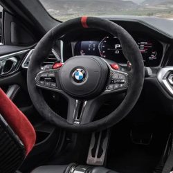 Handgenähter, rutschfester Auto-Lenkradbezug für BMW M Sport G30 G02 X5 F40 F41 G82 M4 DIY weiches Wildleder-Autoinnenraum