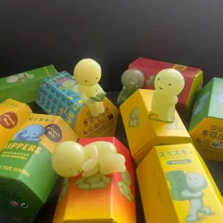 Mehrere Serien Leuchtende Puppen Mystery Box Actionfiguren Dekoration Desktop-Modell Spielzeug 1 Stück 2 Stück 4 Stück 6 Stück Blind Box