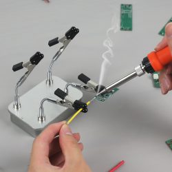 NEWACALOX Löten, helfende Hände, 4, magnetisch, universell, flexibler Arm, Schweißassistent, PCB-Klemme, drei Handschweißen, Reparaturwerkzeuge