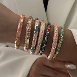Elegantes Emaille-Armband mit Blumenmuster für Damen, Retro-Stil, vergoldet, mit Zirkonia-Blumen und bösem Blick, Partyschmuck
