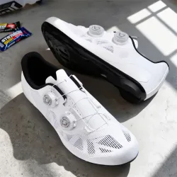 Brandneue Ultraleichte Rennrad- und Mountainbike-Schuhe für Damen und Herren, Professionelle Selbstverriegelnde Rennrad- und Mountainbike-Schuhe
