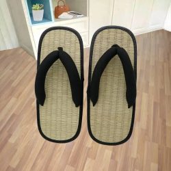 Japanische Geta Stroh geflochtene Artikel Mann Flip Flops Sommer Hausschuhe Clip Slipper Sandalen offene Spitze japanische dicke Unterseite Slipper
