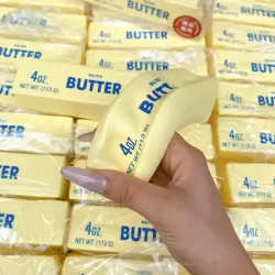 Butter-Stick Fidget-Spielzeug: Elastischer Käse-Stick zum Quetschen ? Lustiges Stress- und Angstabbau-Spielzeug für Spaß und Scherz