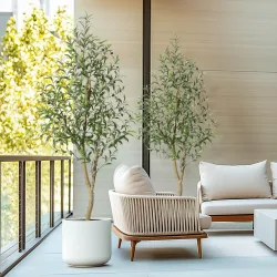 Lebensechter künstlicher Innenbaum - Künstlicher Olivenbaum mit Stamm, Seidenblättern und lebensechten Olivenfrüchten - Künstlicher Pflanzentopf - Dekoration für Zuhause, Büro und Wohnzimmer