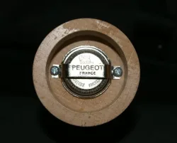 Natur Peugeot Pfeffermühle PARIS *ALPAUFZUG* mit 2 Pfeffersorten