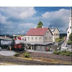 Piko H0 61820 H0 Bahnhof Burgstein