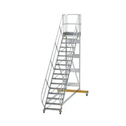Munk Plattformtreppe 45° fahrbar Stufenbreite 800 mm 17 Stufen Aluminium geriffelt