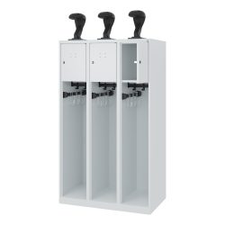 Feuerwehrspind C+P Evolo Youngster, 3 Abteile, mit Helmhalter, Bodengleiter, B 900 x T 500 x H 1530 mm, RAL 7035 Lichtgrau